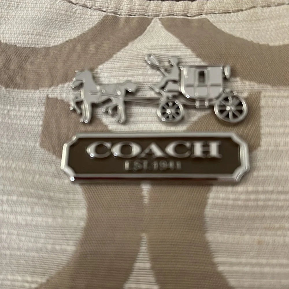 Coach canvas shoulder and hand bag - Picture 10 of 10
